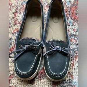 Sperry black & gold leather boat shoes   Size 8.5